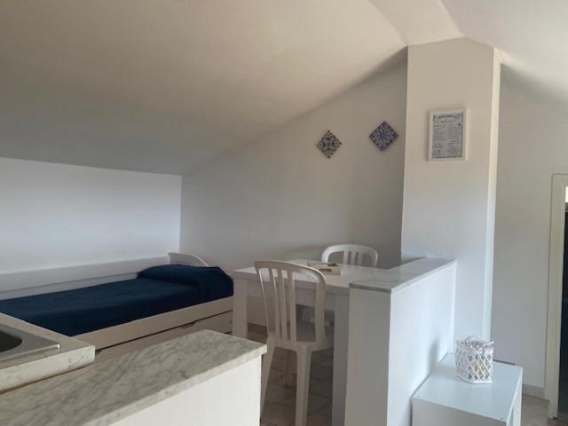 Residence Calava Gioiosa Marea Bagian luar foto